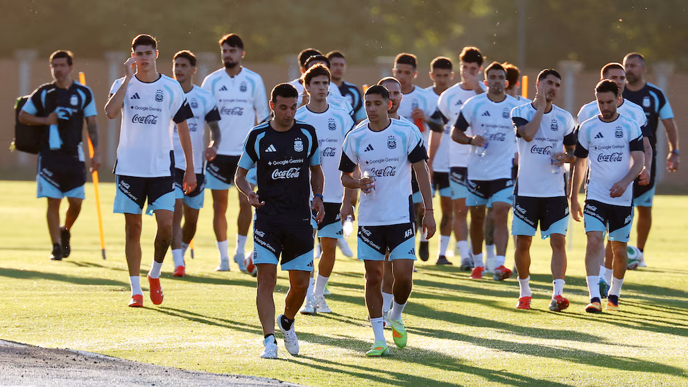 Scaloni anunció la prelista de 55 jugadores de la Selección Argentina: el correntino José López en la nómina