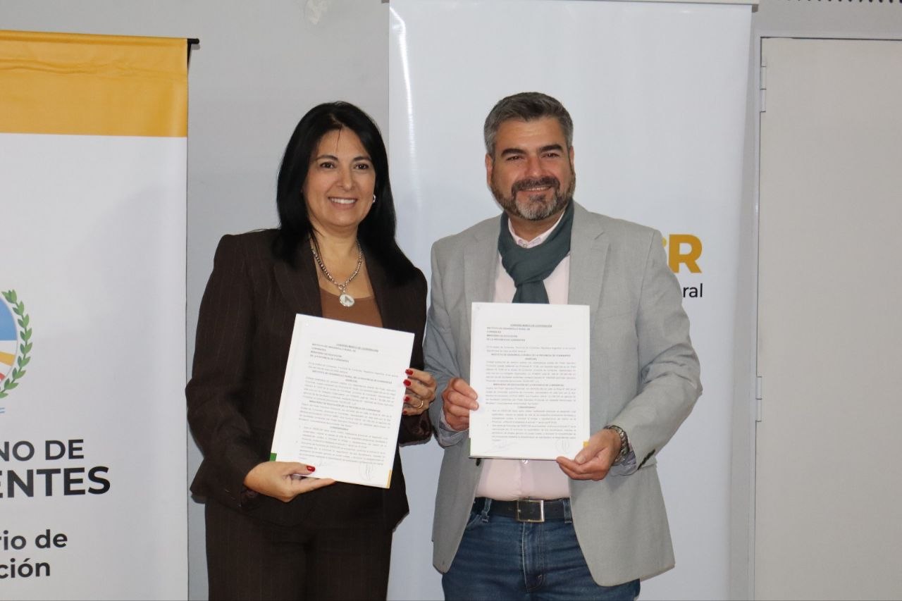 Educación y Producción firmaron un convenio para acompañar a estudiantes de zonas rurales 
