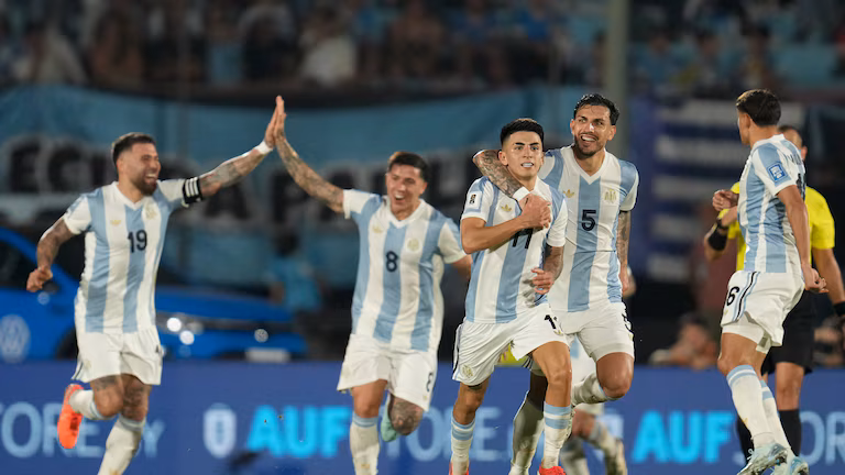 Eliminatorias: Argentina le ganó a Uruguay en Montevideo