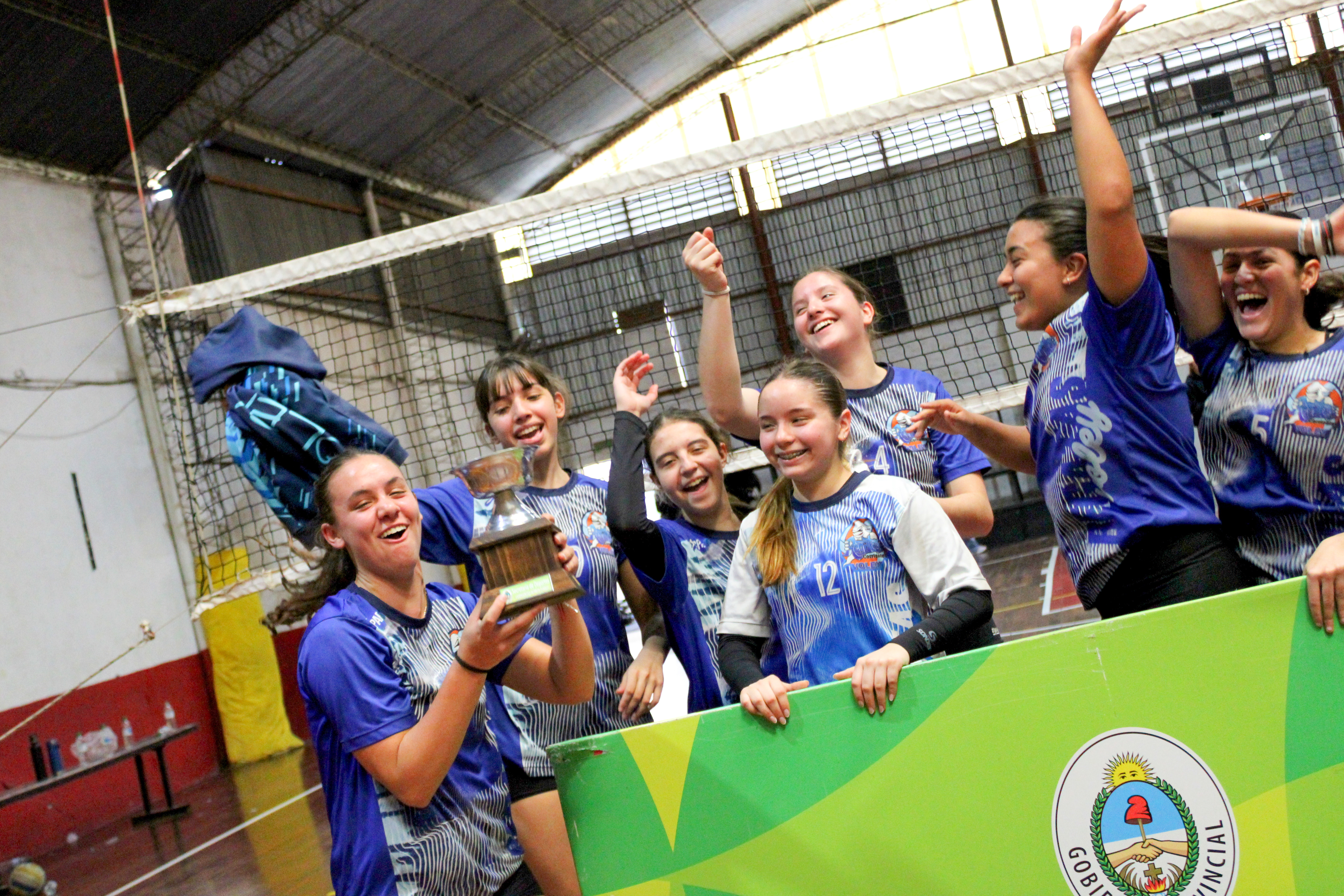 Juegos Correntinos 2025: Capital se quedó con los provinciales de fútsal femenino, vóley femenino y masculino