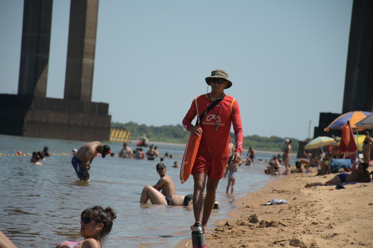 Convocatoria para cubrir puestos de guardavidas en los balnearios públicos