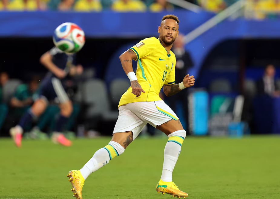 Brasil goleó a Escocia, terminó primero en su grupo y celebró el regreso de Neymar