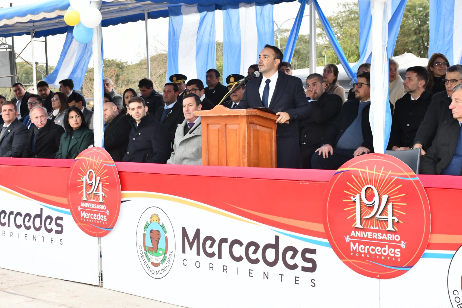 Valdés ratificó su compromiso con Mercedes y anunció recursos para viviendas e inversiones clave