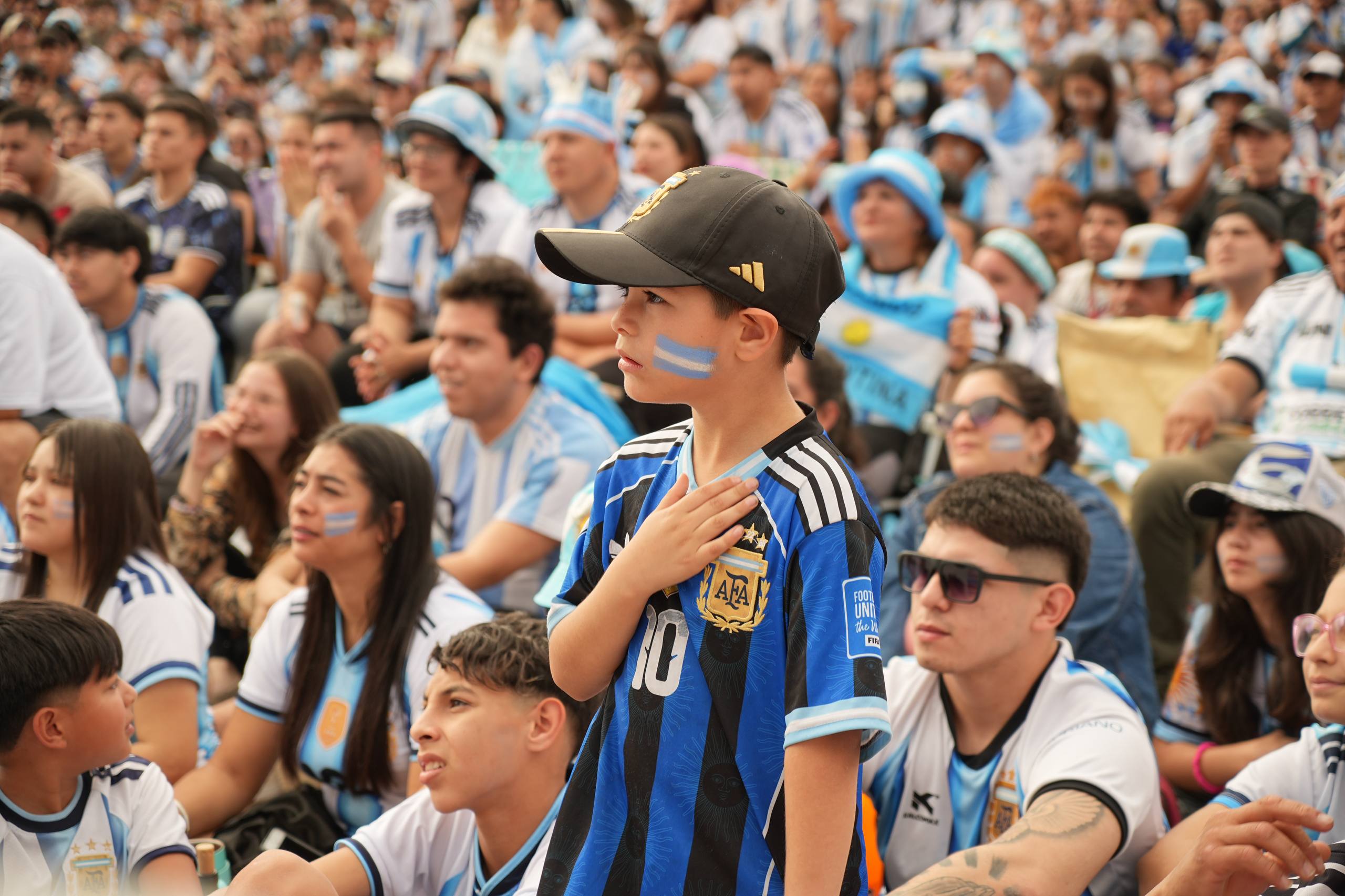 El Fan Fest de la Muni cerró con otra multitud y el orgullo de haber vivido un Mundial inolvidable juntos