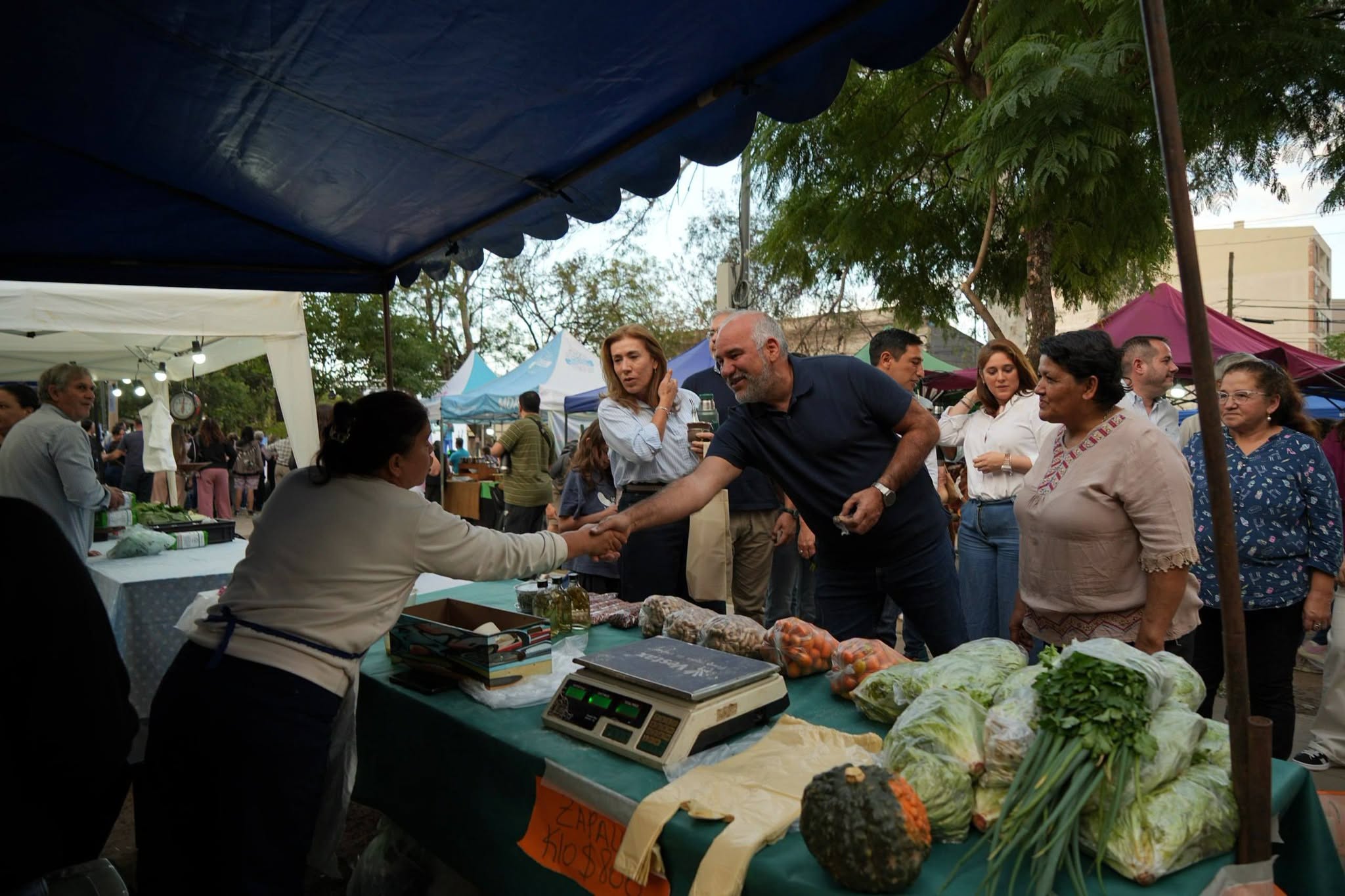 Polich acompañó el 26° Encuentro Provincial de Ferias Francas en el parque Mitre