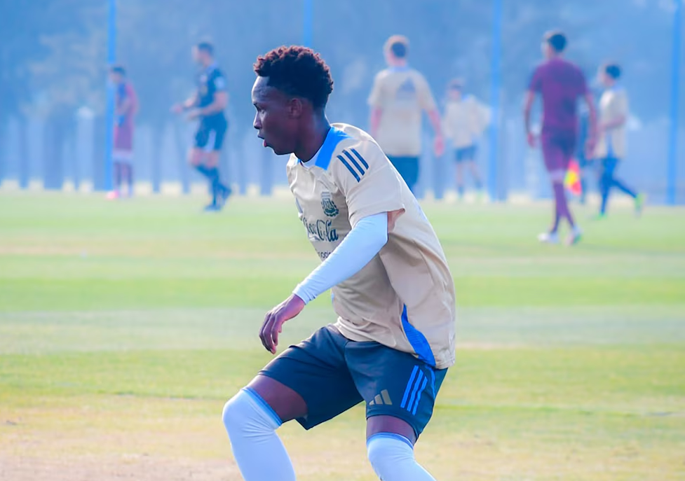 De Haití a la Albiceleste: la historia de Kiki Ramos, la joya de Vélez que ya debutó en la Sub 17