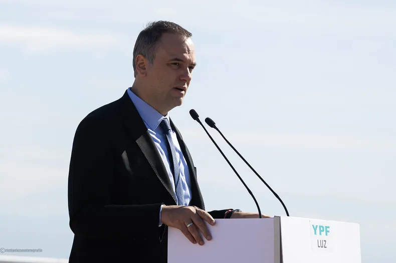Pollicita intimó a Adorni a explicar el origen de su incremento patrimonial