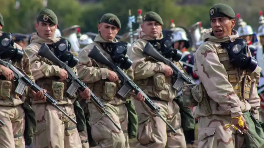 El Gobierno prepara un aumento para las Fuerzas Armadas y de Seguridad tras los reclamos salariales